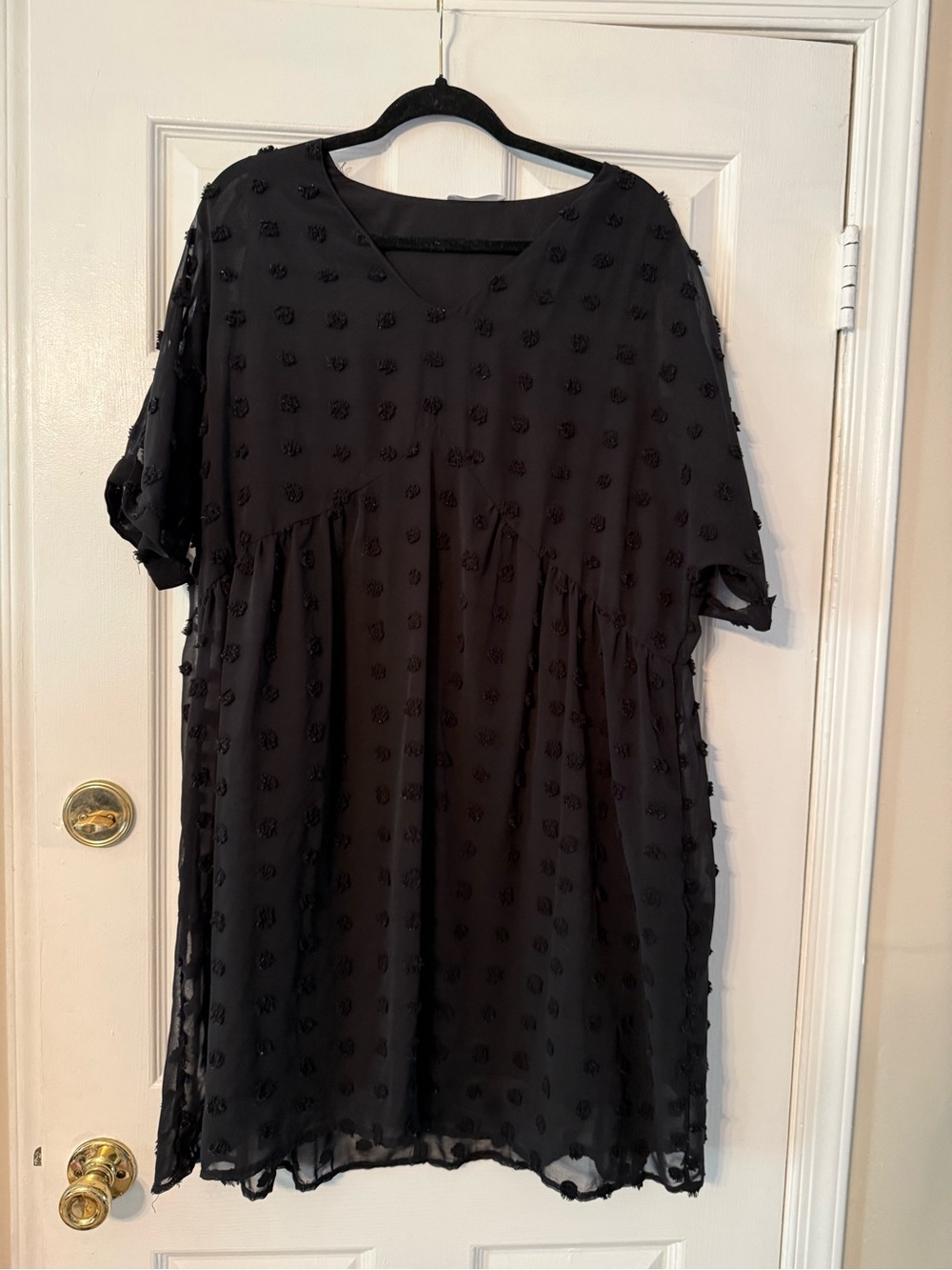 Black Textured Mini Dress - Elegant Short Sleeve Shift